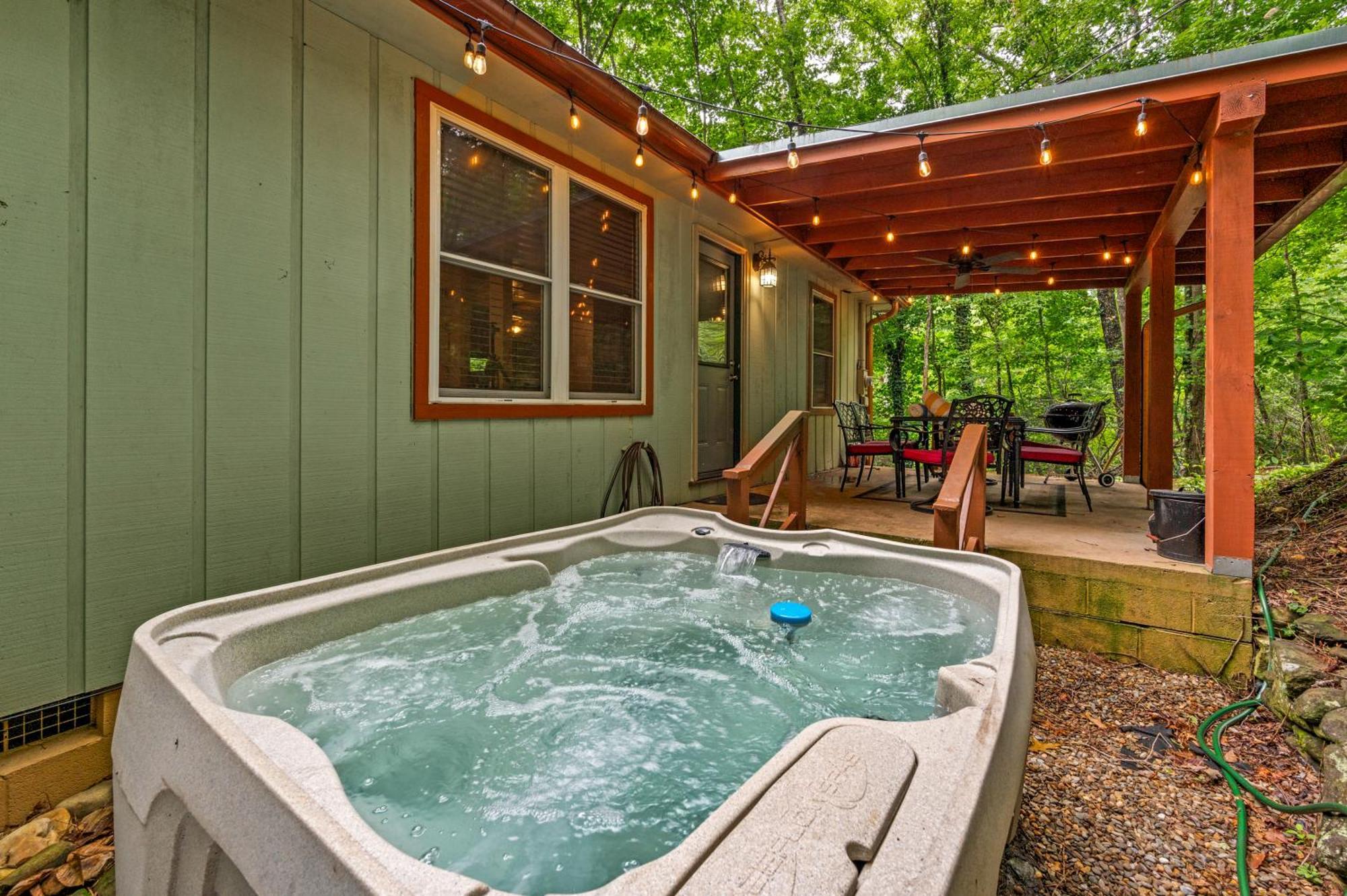 Beautiful Chalet With Fireplace And Large Game Room Gatlinburg Dış mekan fotoğraf