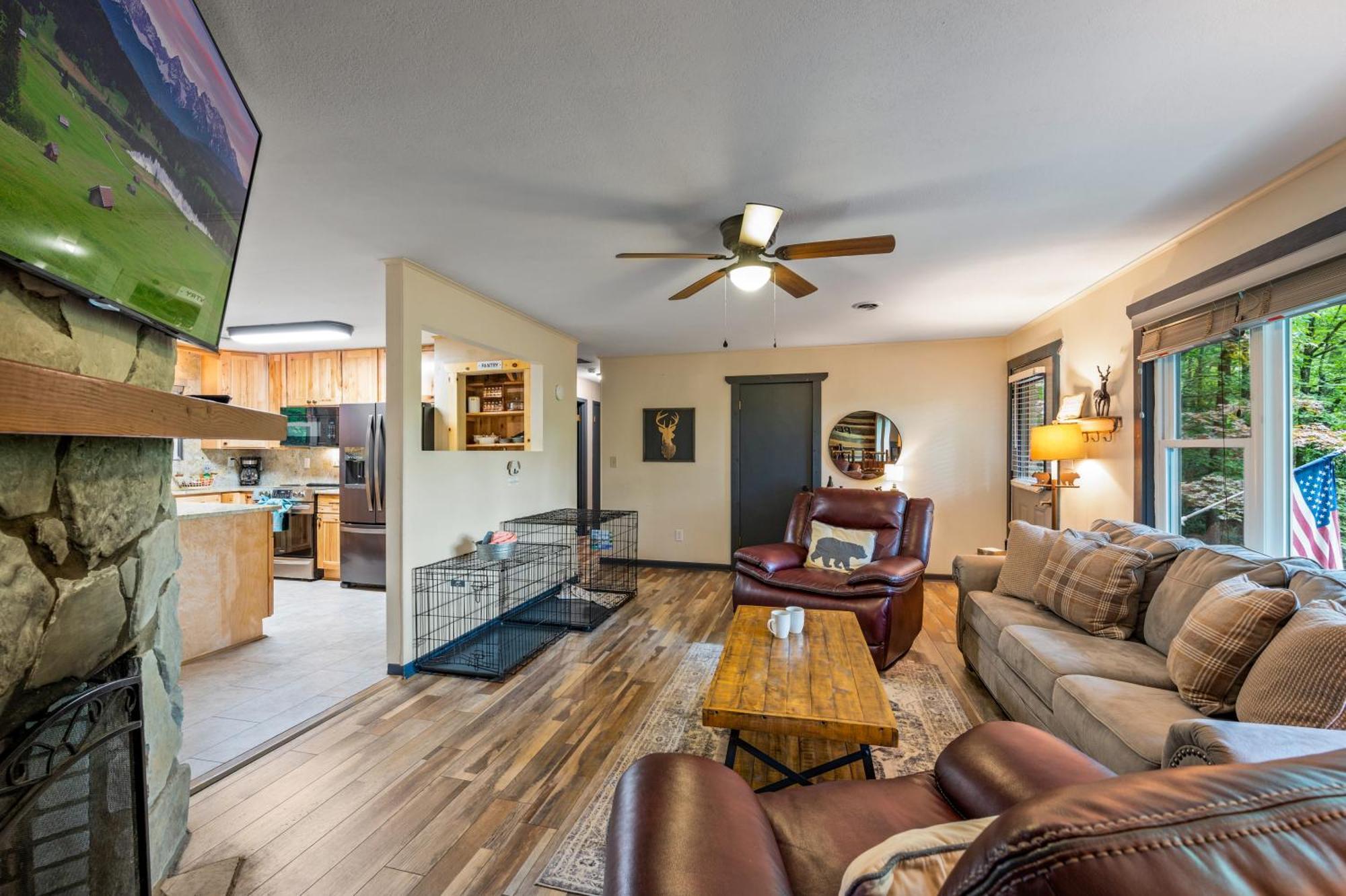 Beautiful Chalet With Fireplace And Large Game Room Gatlinburg Dış mekan fotoğraf