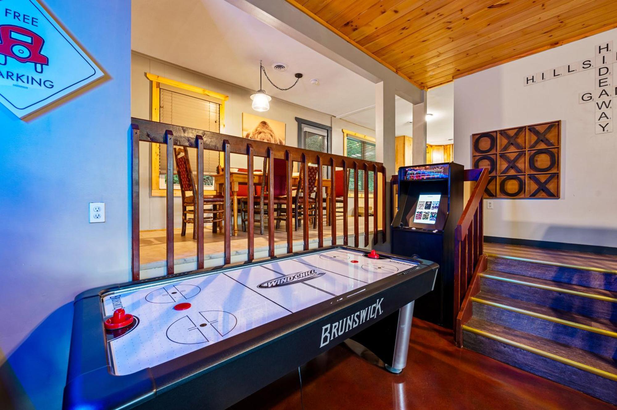 Beautiful Chalet With Fireplace And Large Game Room Gatlinburg Dış mekan fotoğraf