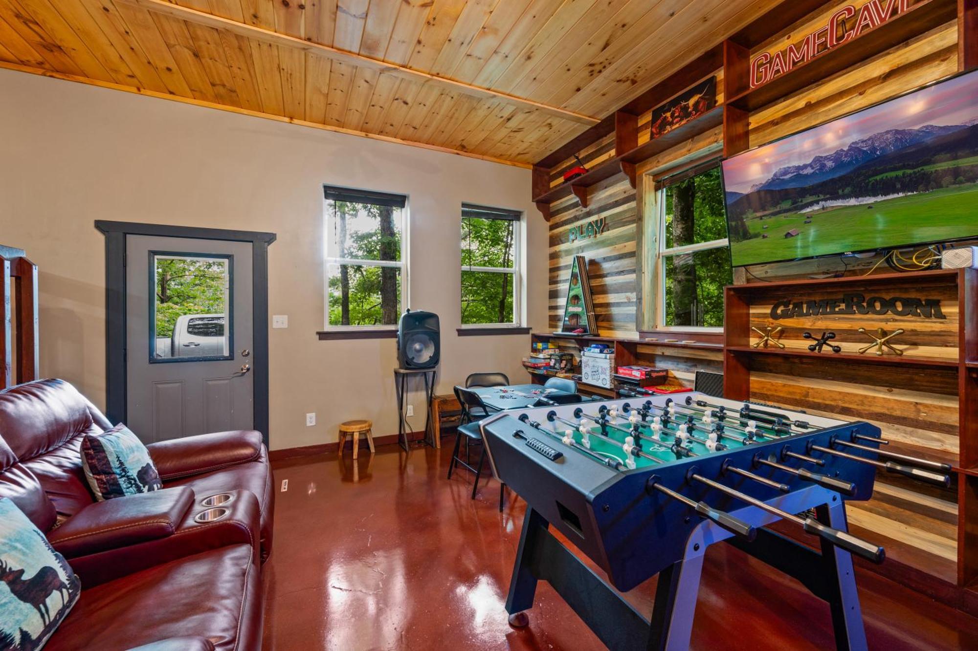 Beautiful Chalet With Fireplace And Large Game Room Gatlinburg Dış mekan fotoğraf